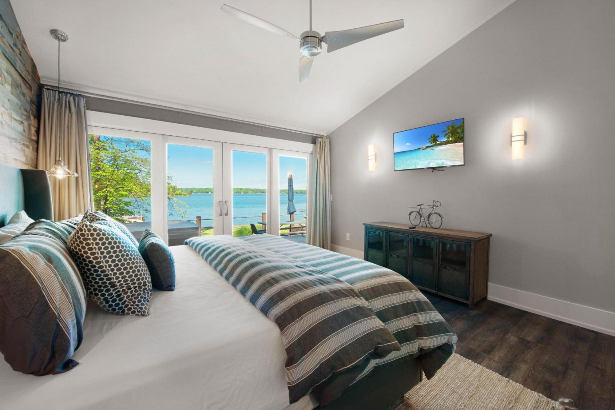 Lake Norman Hideaway ムアズビル エクステリア 写真