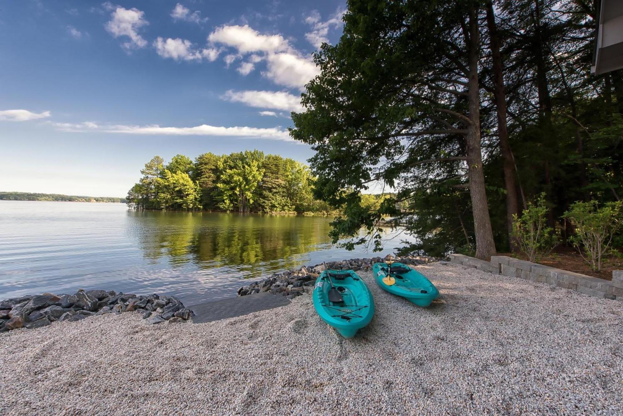 Lake Norman Hideaway ムアズビル エクステリア 写真
